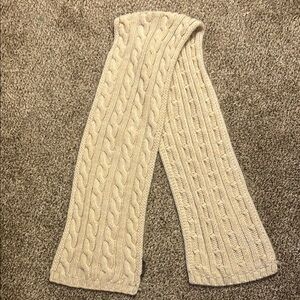 Banana Republic soft long Cable Knit Cream Scarf EUC